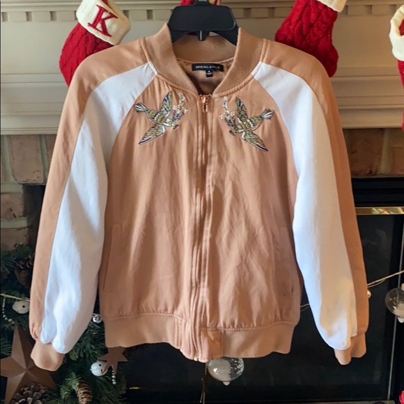 Kendall & Kylie Jackets & Blazers - Kendall & Kylie freedom bomber jacket Small